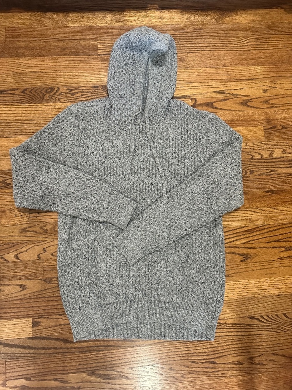 Gray Men's Flint and Tinder sweater size XL